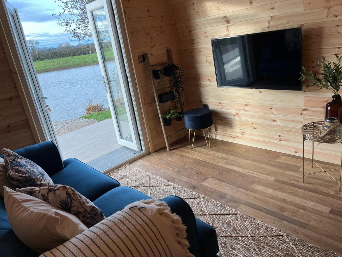 New Farm Cheshire Holidays Winsford  Bagian luar foto