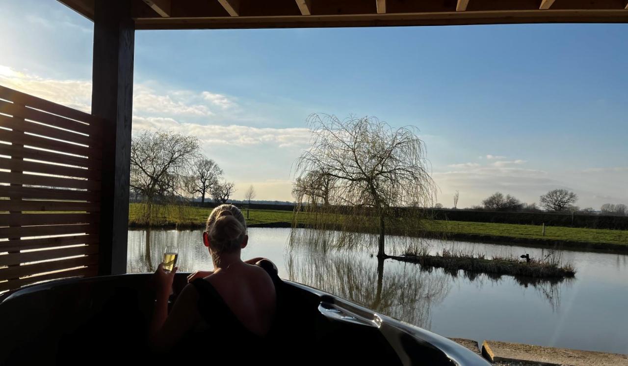 New Farm Cheshire Holidays Winsford  Bagian luar foto