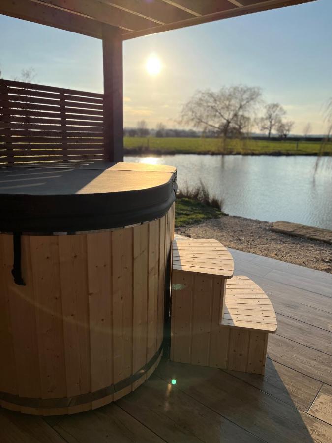 New Farm Cheshire Holidays Winsford  Bagian luar foto