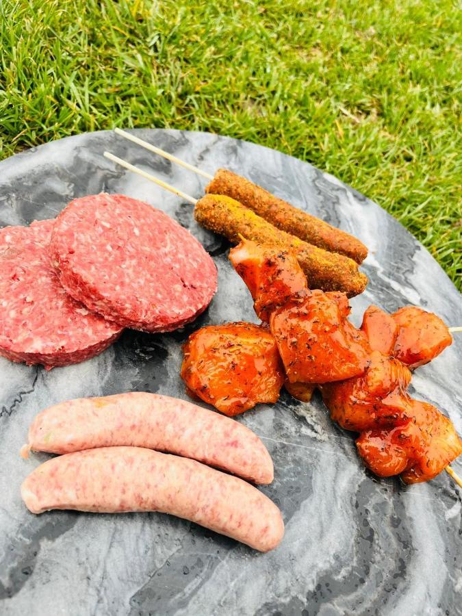 New Farm Cheshire Holidays Winsford  Bagian luar foto
