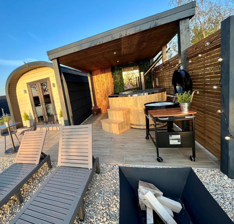 New Farm Cheshire Holidays Winsford  Bagian luar foto
